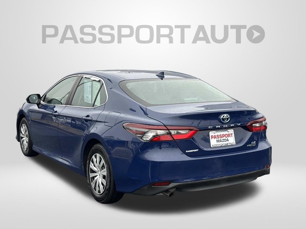 Used 2023 Toyota Camry LE image 2