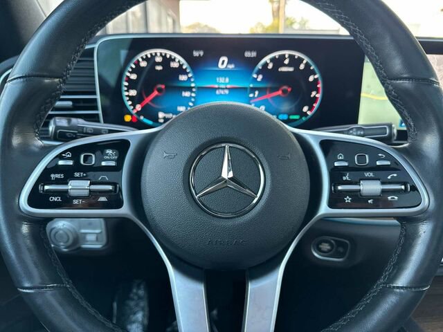 Used 2021 Mercedes-Benz GLS 450 4MATIC image 31