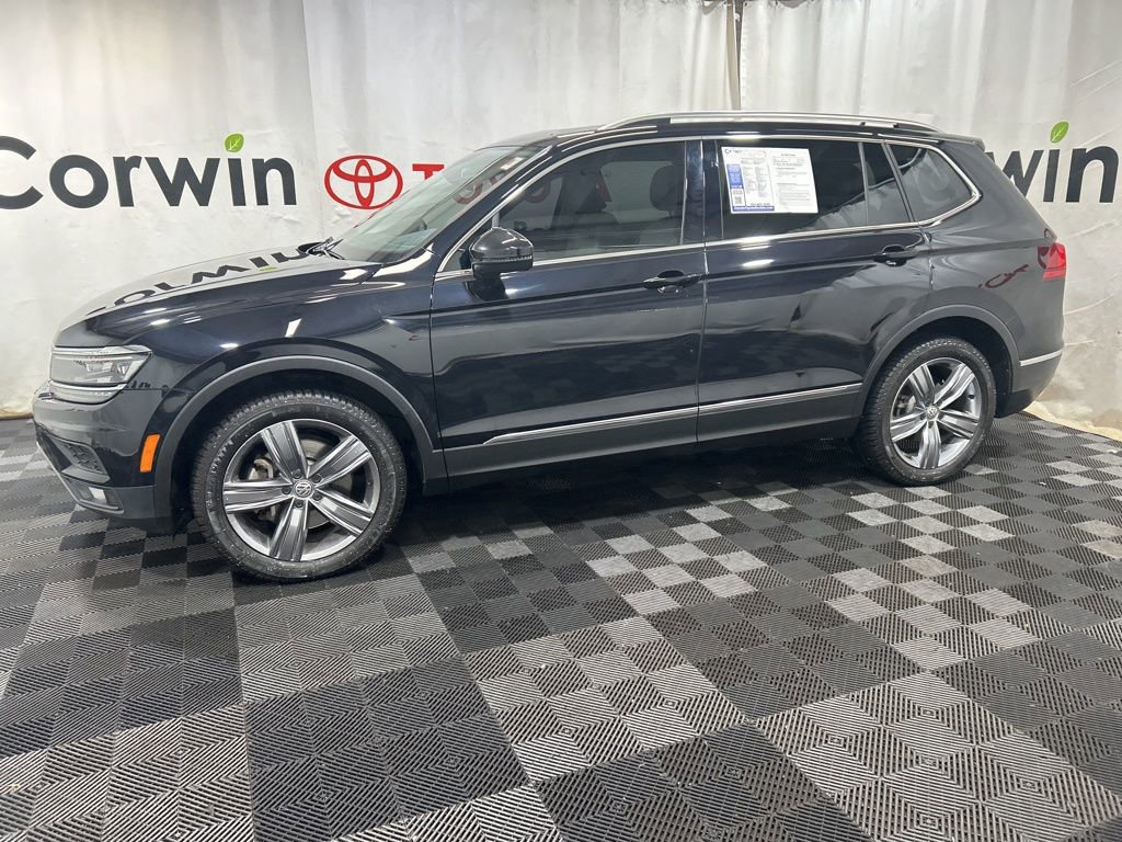 Used 2019 Volkswagen Tiguan SEL Premium w/ 3rd Row Seat Package image 4
