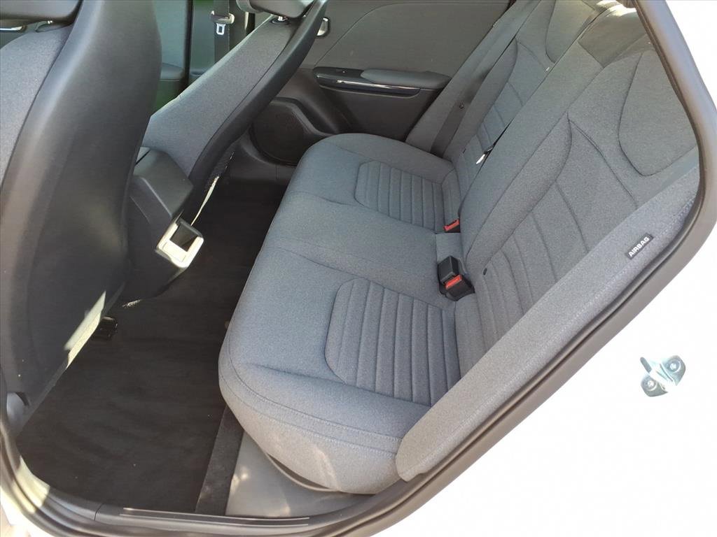 Used 2025 Kia K4 EX image 8