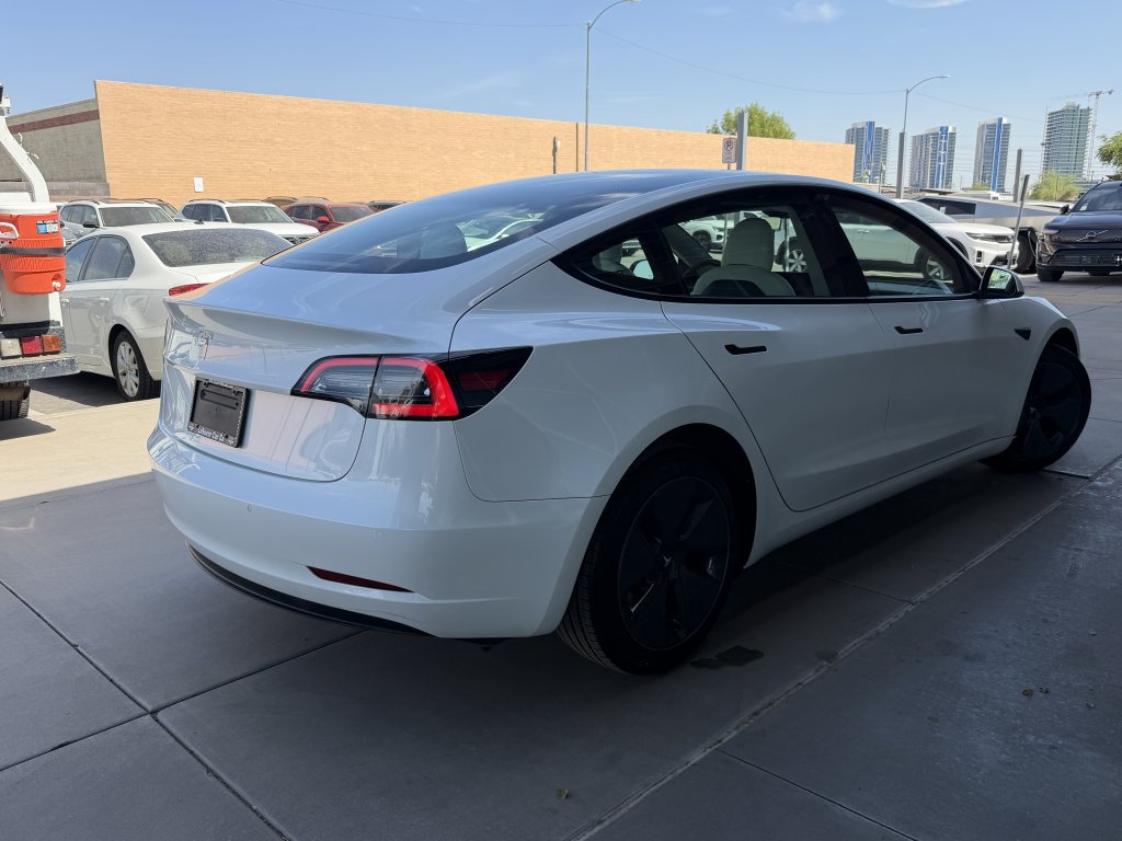 Used 2021 Tesla Model 3 Standard Range Plus RWD image 4