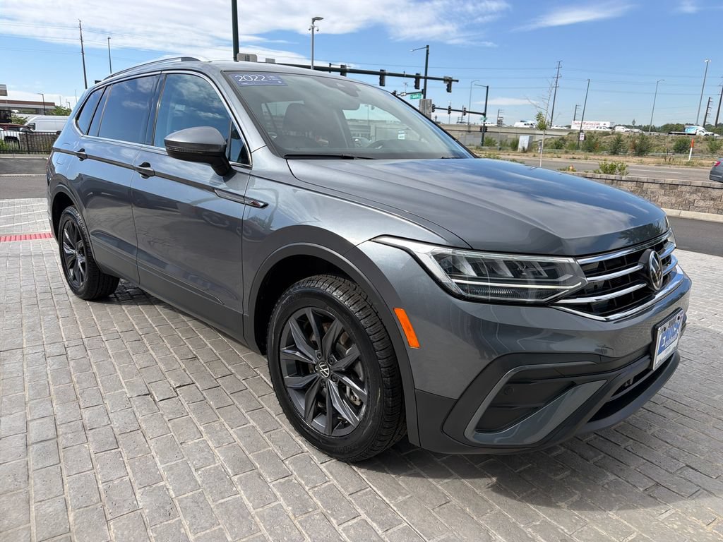 Used 2022 Volkswagen Tiguan SE AWD/4WD image 9
