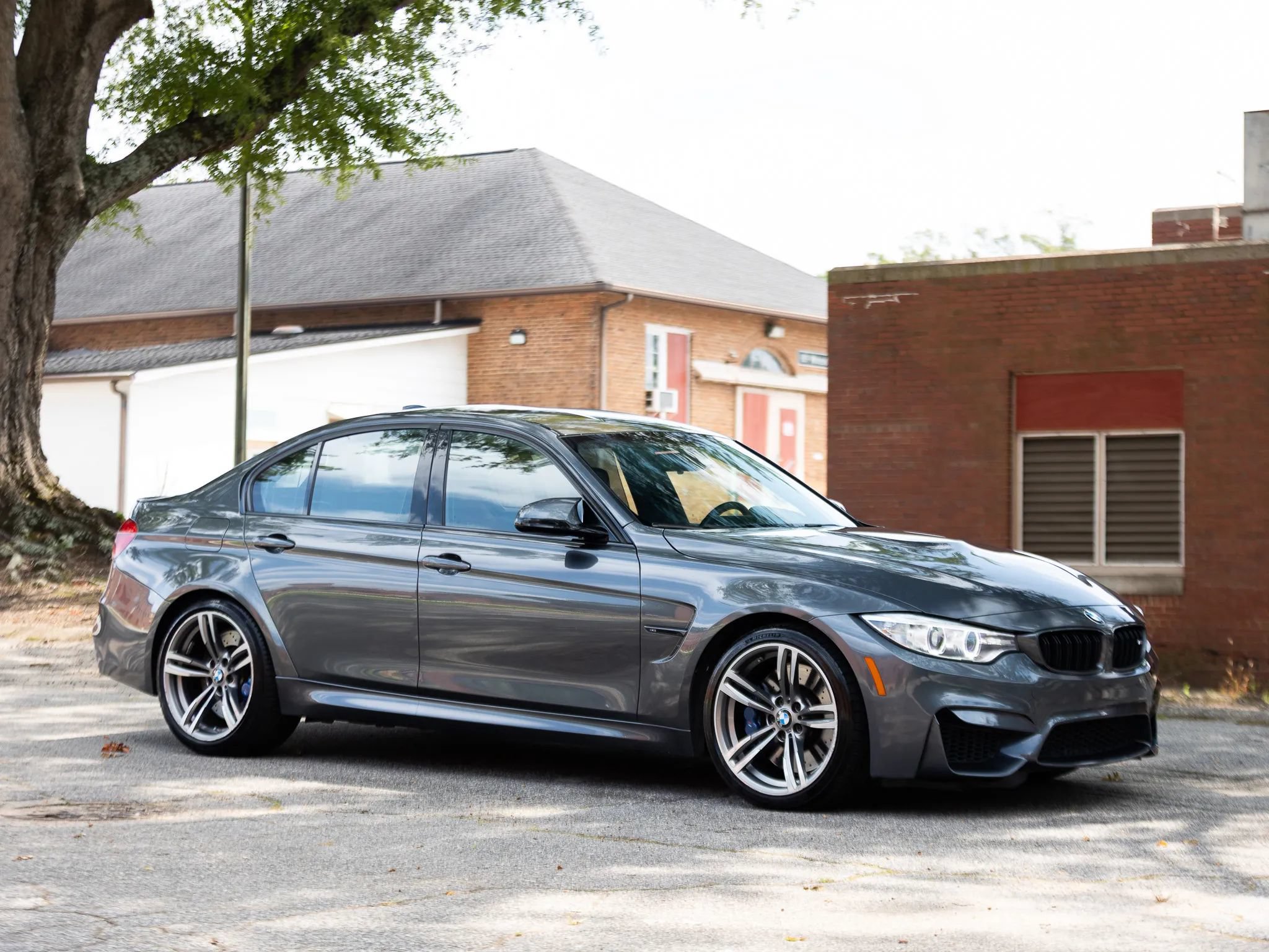 Used 2016 BMW M3 RWD image 6