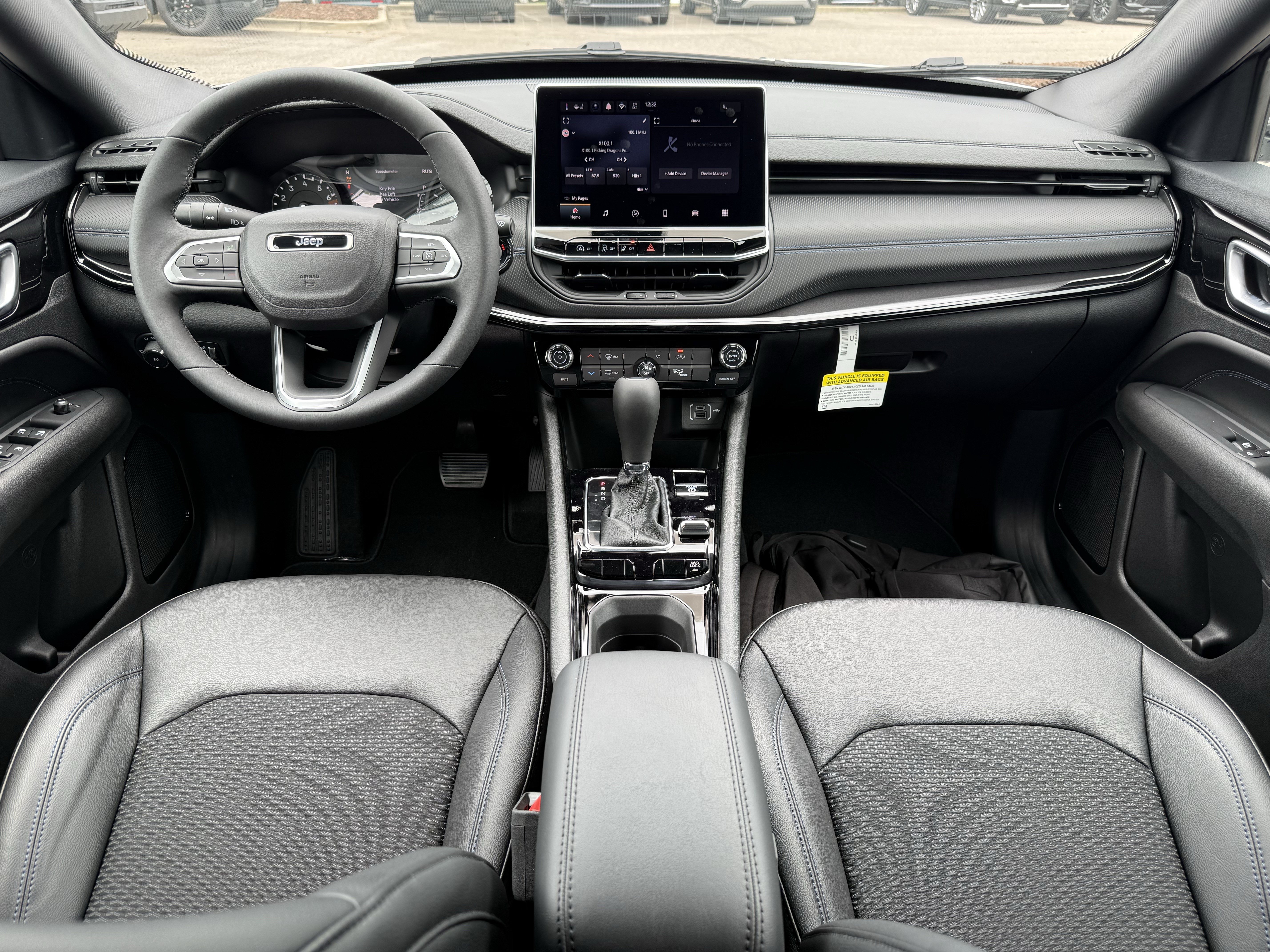 New 2026 Jeep Compass Latitude AWD/4WD image 29