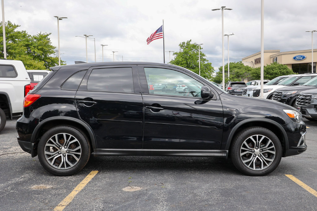 Used 2019 Mitsubishi Outlander Sport SE FWD image 19