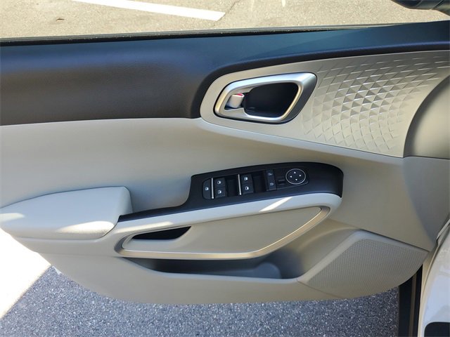 New 2025 Kia Soul LX image 19