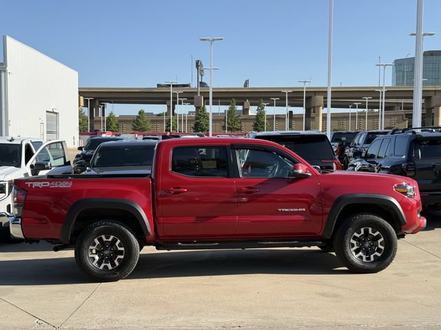 Used 2021 Toyota Tacoma TRD Off-Road AWD/4WD image 3
