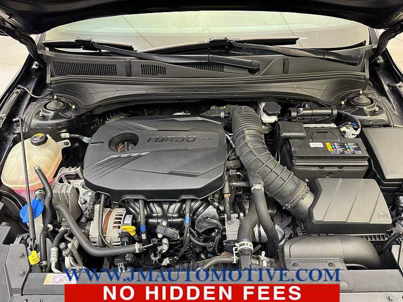 Used 2022 Kia Forte GT image 9