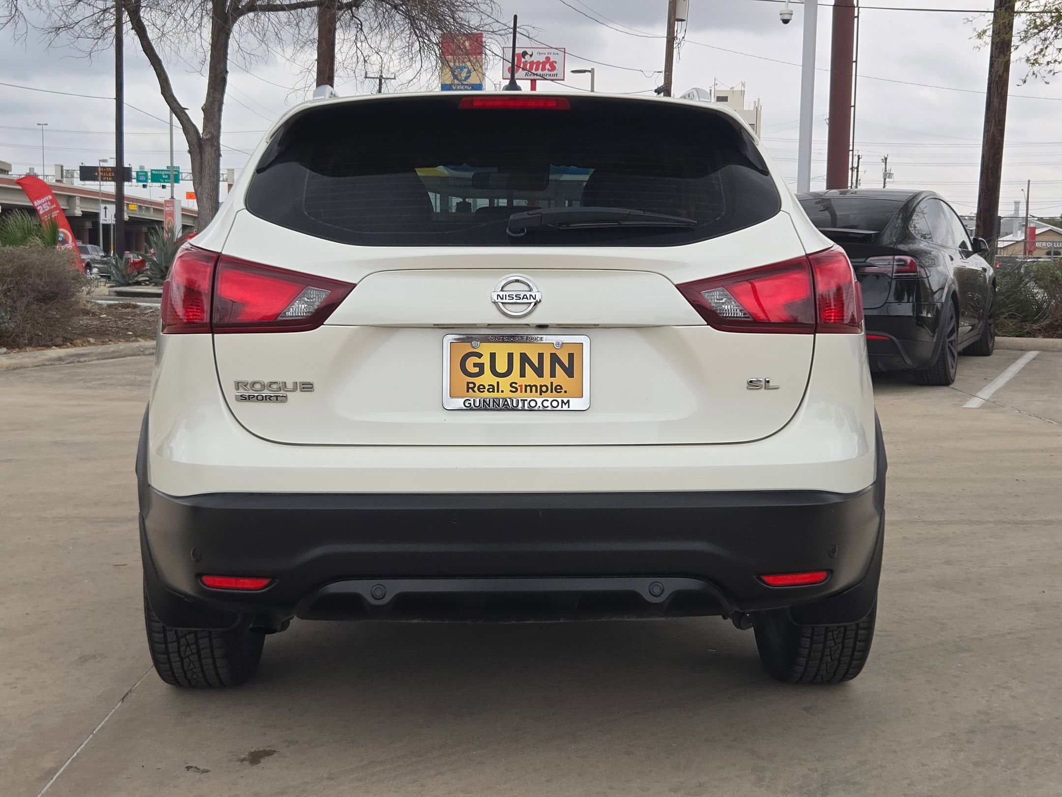 Used 2019 Nissan Rogue Sport SL image 6