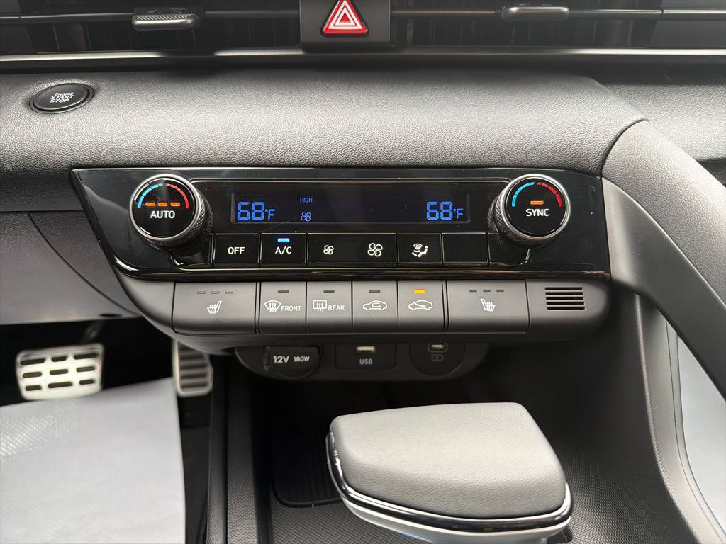 New 2026 Hyundai Elantra SEL Sport FWD image 23