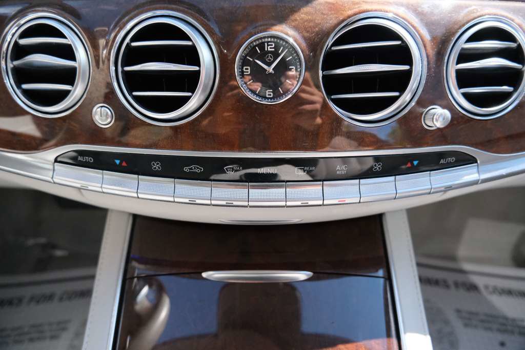Used 2016 Mercedes-Benz S 550 Sedan image 32