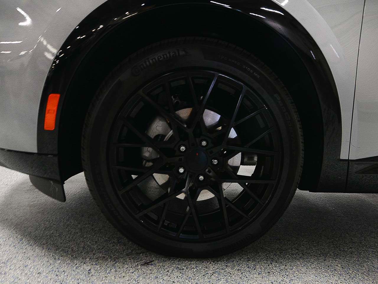 Used 2023 Buick Envision Essence w/ Sport Touring Package FWD image 5