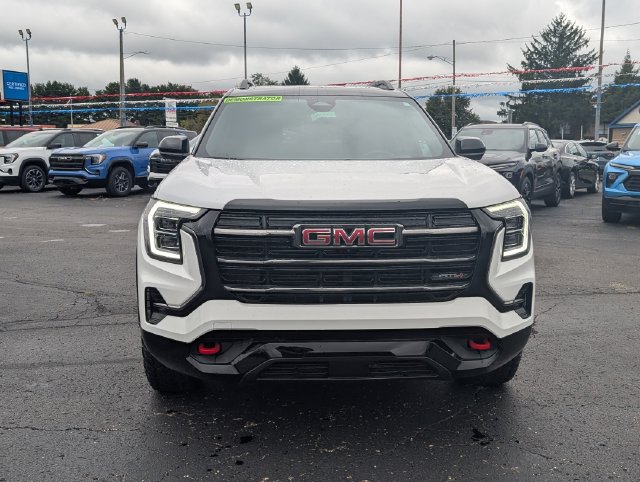 New 2026 GMC Terrain AT4 w/ Technology Package II AWD/4WD image 2