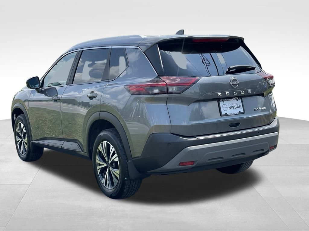 Certified 2022 Nissan Rogue SV w/ SV Premium Package AWD/4WD image 5