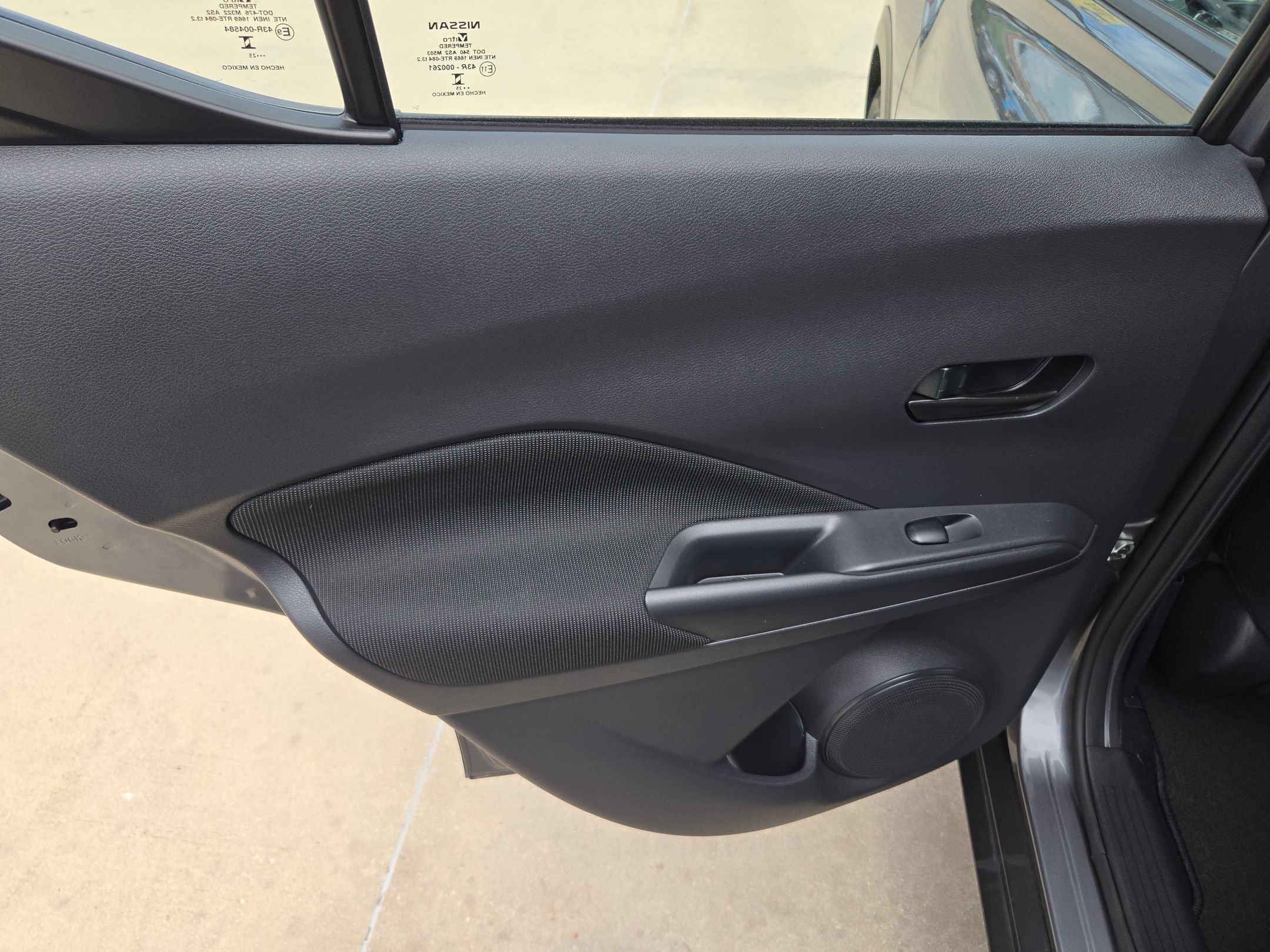Certified 2025 Nissan Kicks Play S FWD image 14