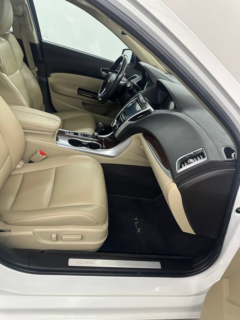 Used 2019 Acura TLX FWD image 32