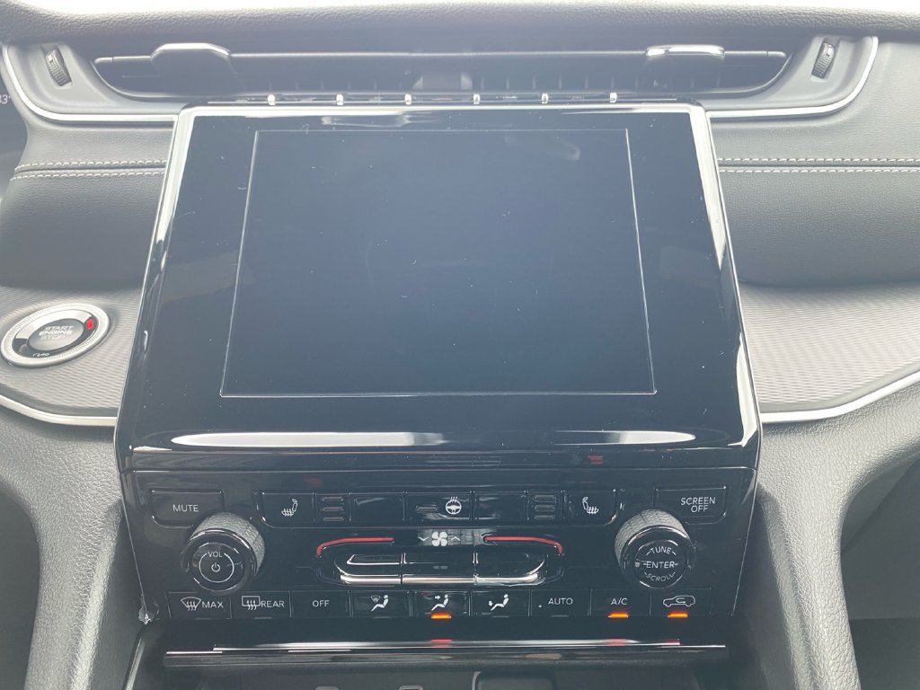 New 2026 Jeep Grand Cherokee Laredo X AWD/4WD image 28