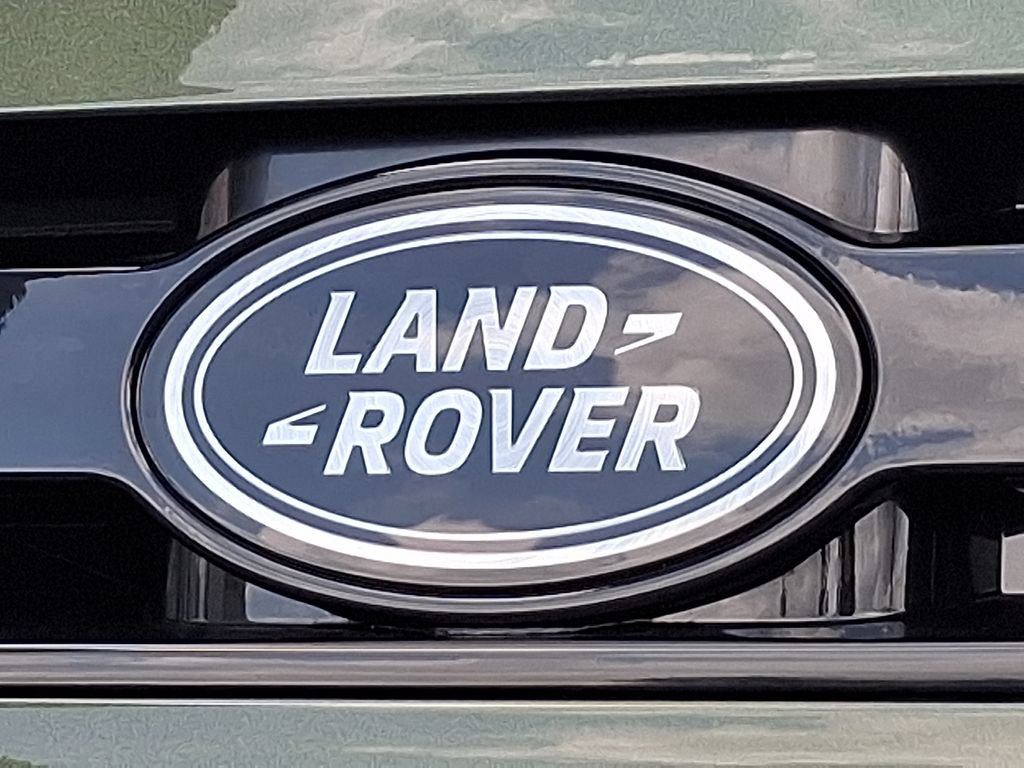 New 2026 Land Rover Defender 110 S AWD/4WD image 19