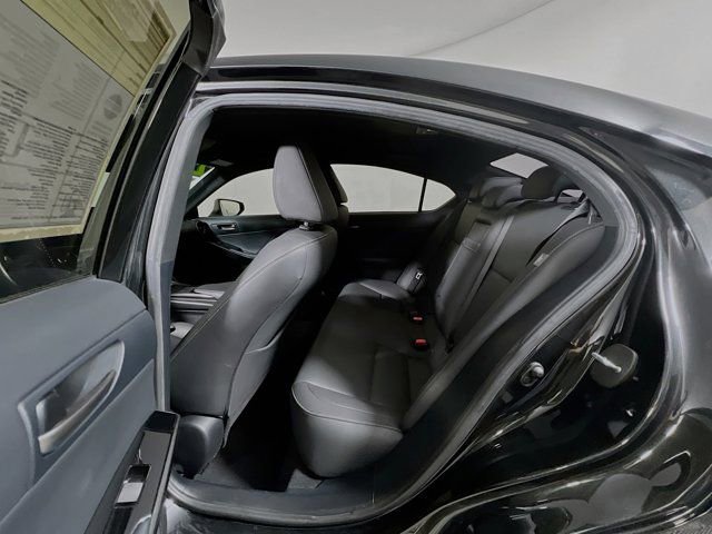Used 2022 Lexus IS 300 300 image 26