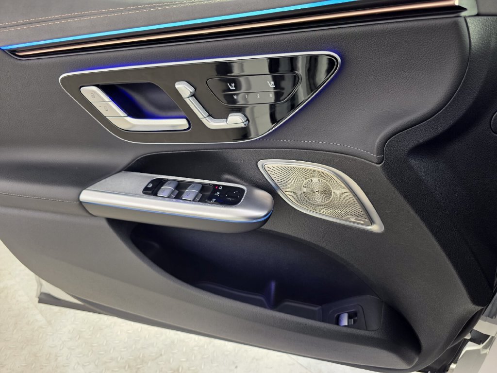 Certified 2023 Mercedes-Benz EQE 350+ 4MATIC Sedan image 24