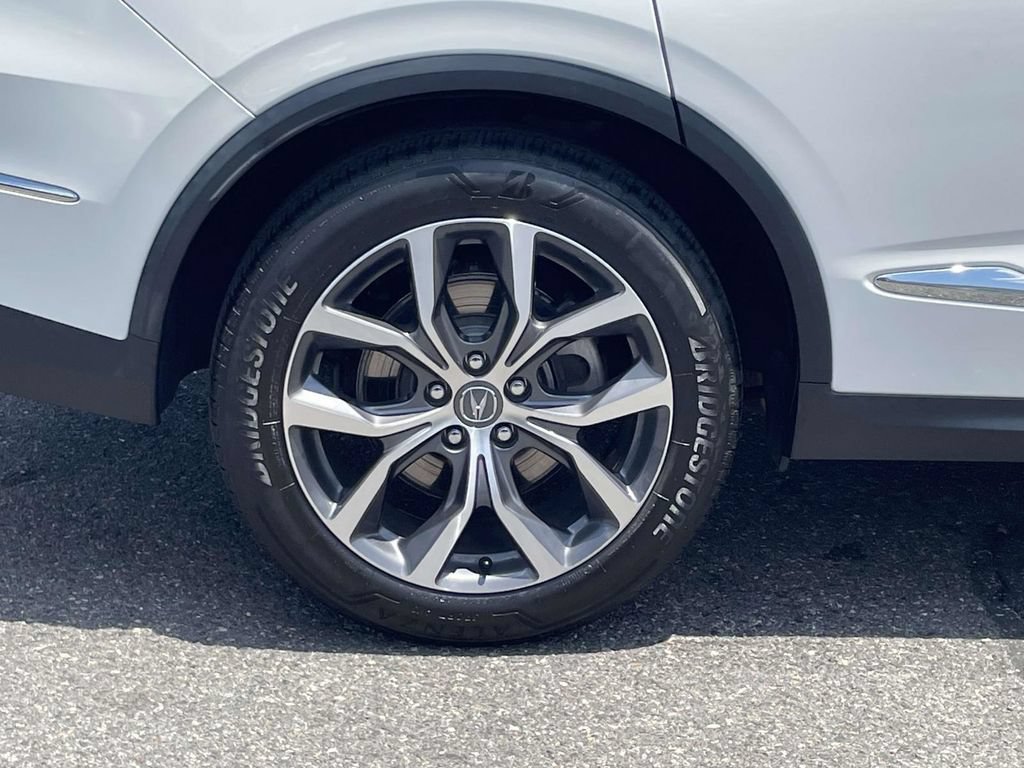 Used 2023 Acura MDX w/ Technology Package FWD image 13