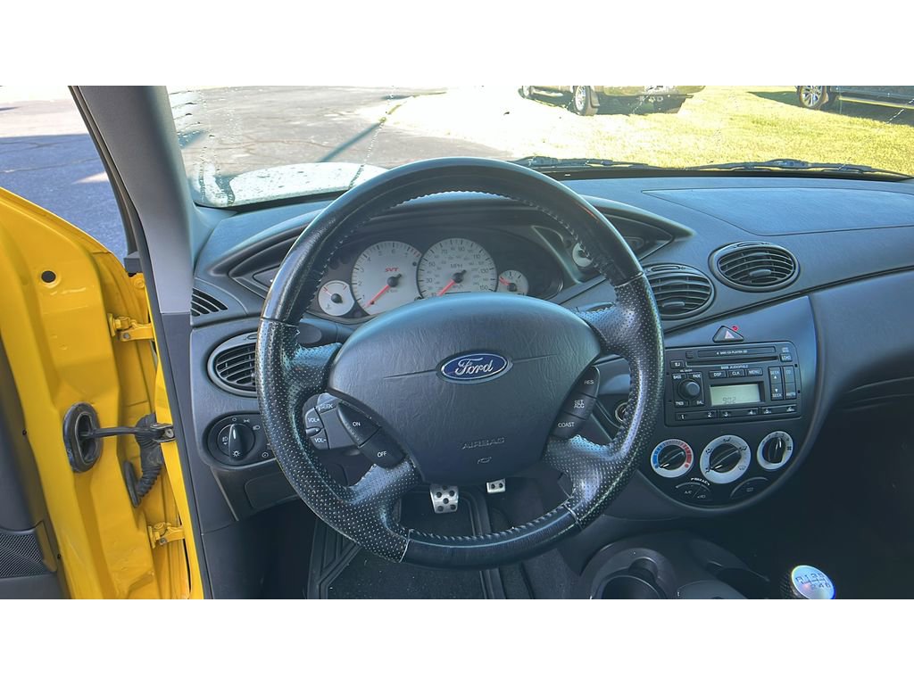 Used 2004 Ford Focus SVT image 8
