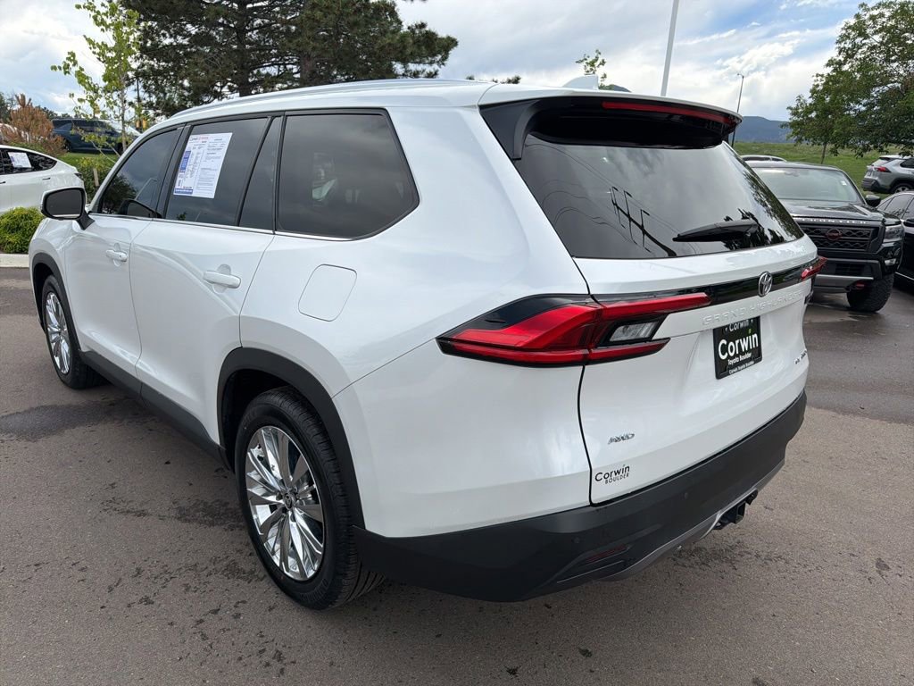 Used 2024 Toyota Grand Highlander AWD image 5