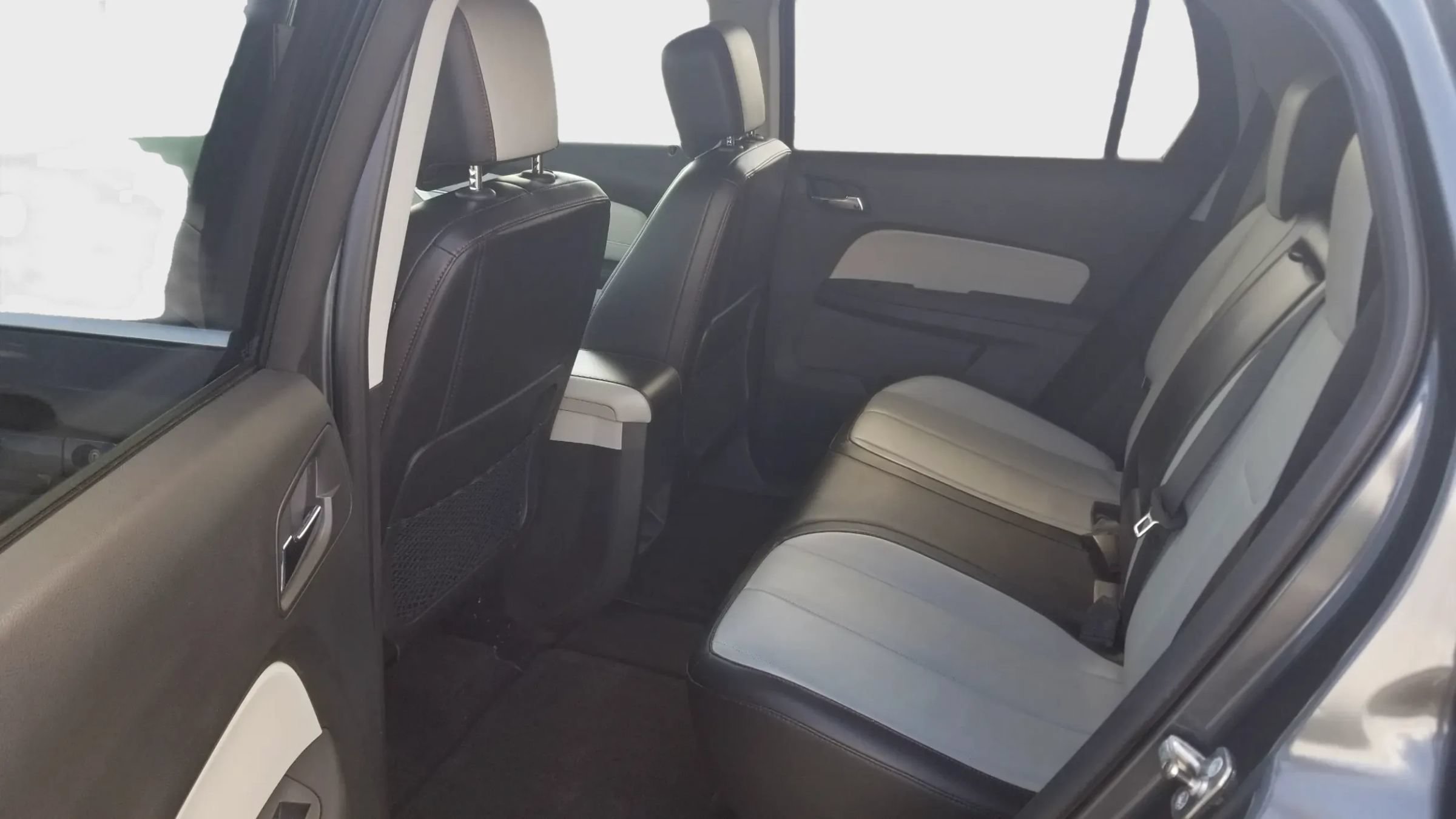 Used 2011 GMC Terrain SLT FWD image 12