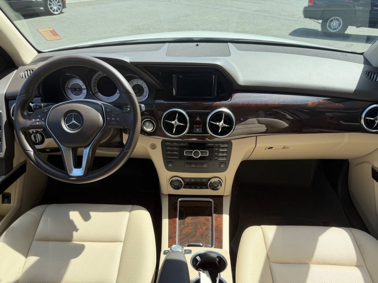 Used 2014 Mercedes-Benz GLK 350 2WD image 22