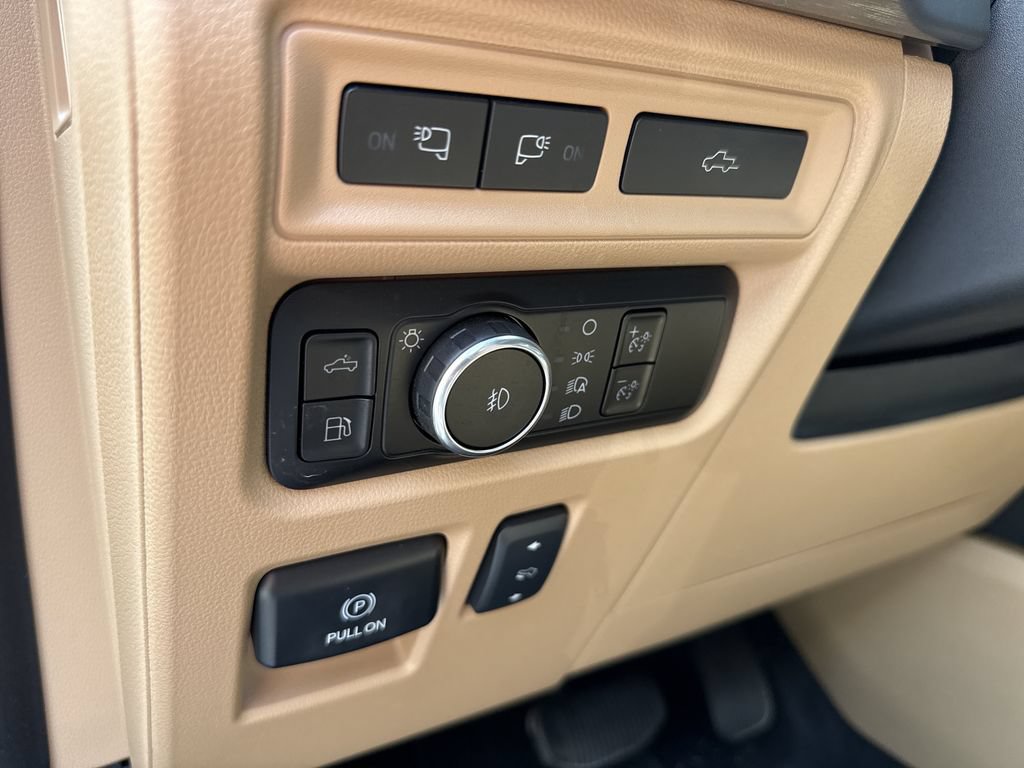 Used 2023 Ford F150 Lariat w/ Equipment Group 502A High AWD/4WD image 25