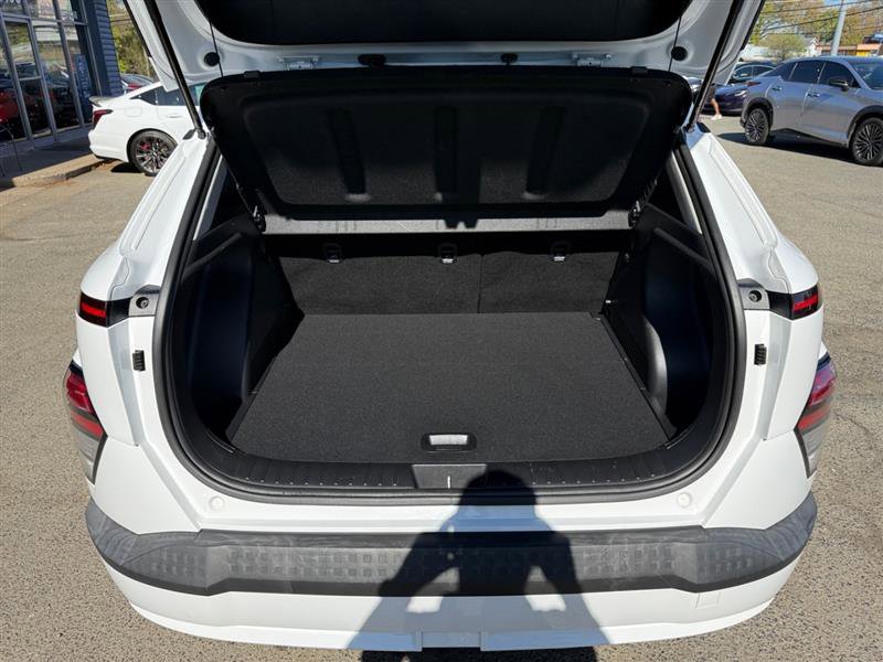 Used 2024 Hyundai Kona SEL FWD image 18
