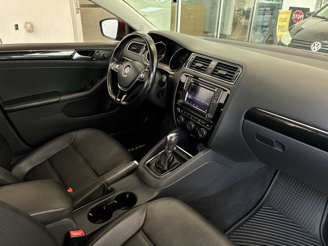 Used 2017 Volkswagen Jetta SEL FWD image 19
