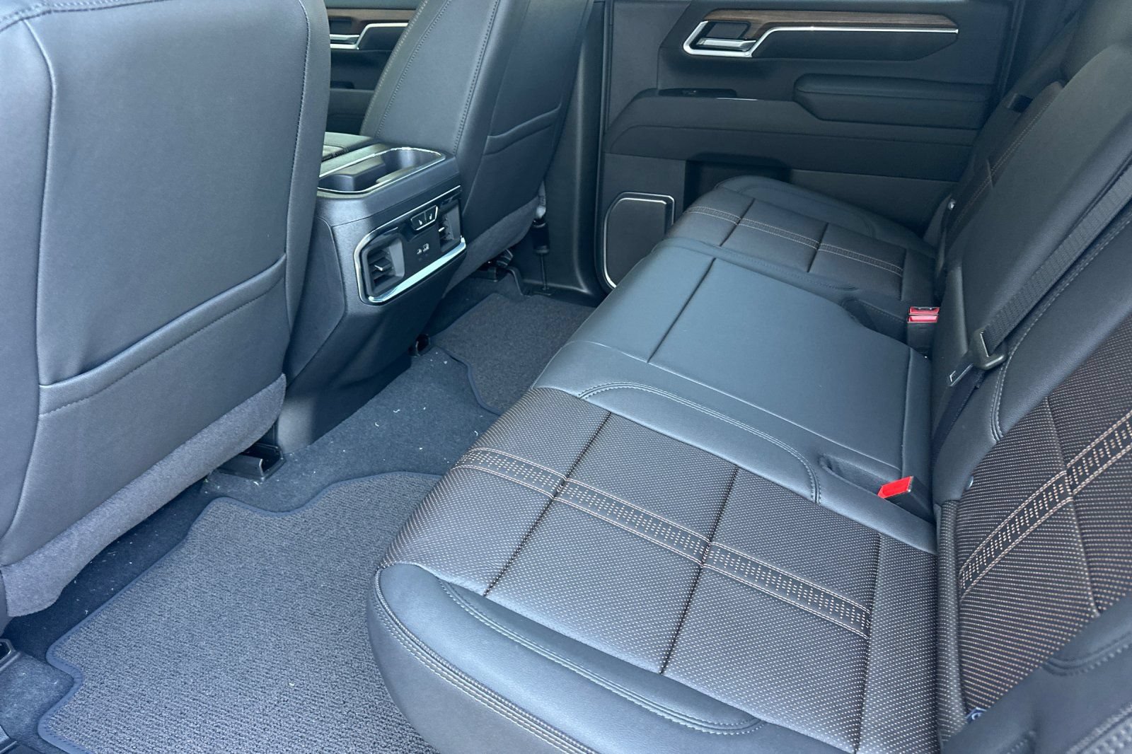 New 2026 Chevrolet Silverado 2500 High Country w/ Technology Package AWD/4WD image 13