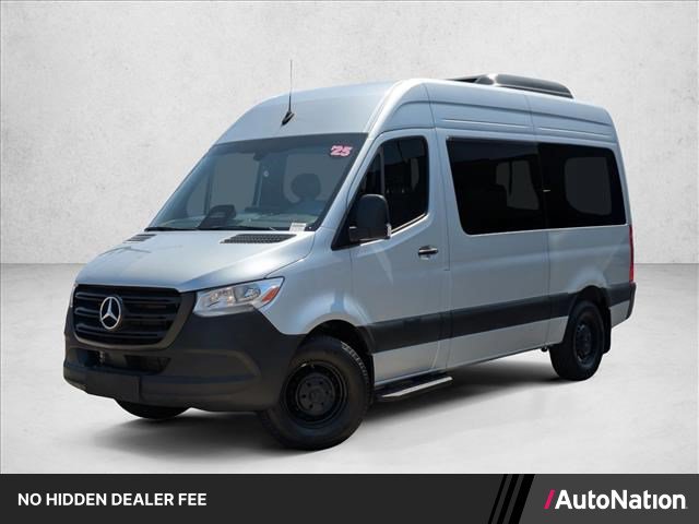Used 2025 Mercedes-Benz Sprinter 2500 image 1