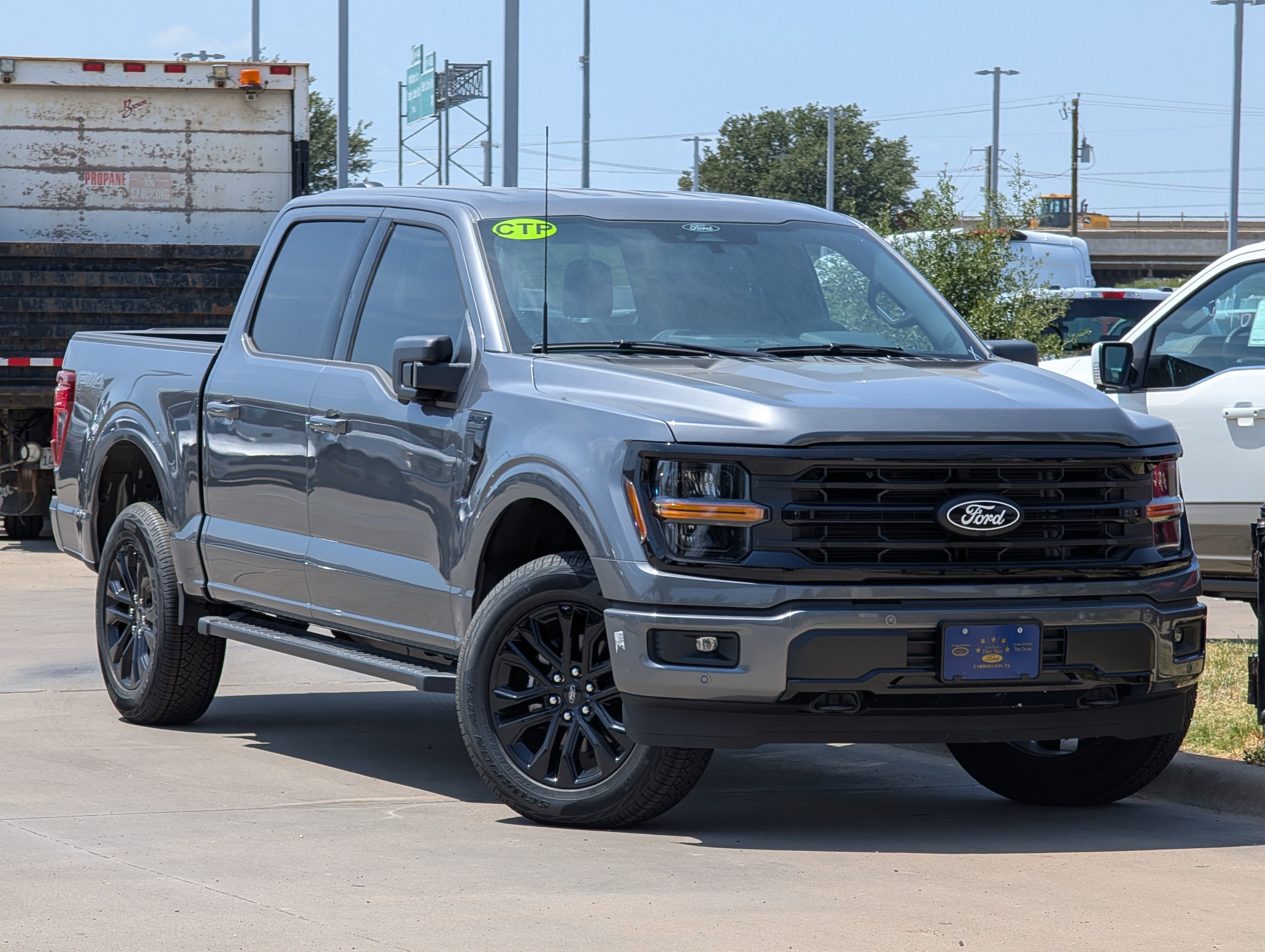 New 2025 Ford F150 XLT w/ Equipment Group 302A MID