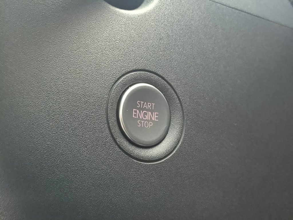 Certified 2023 Volkswagen ID.4 Pro RWD image 30