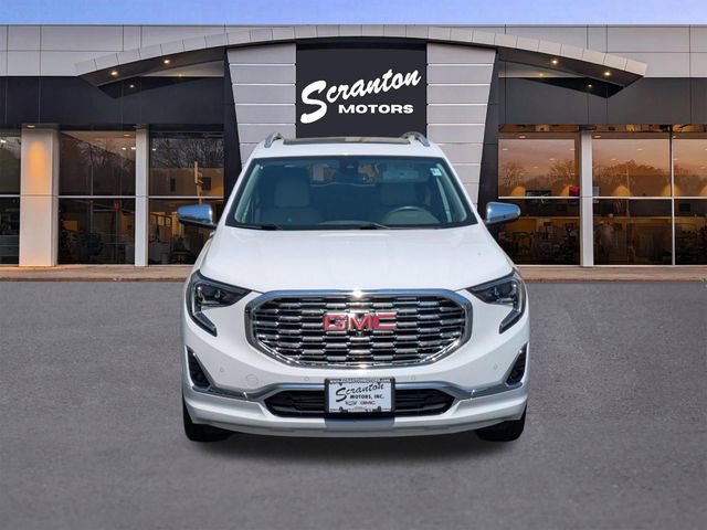 Used 2019 GMC Terrain Denali w/ Advanced Safety Package AWD/4WD image 8