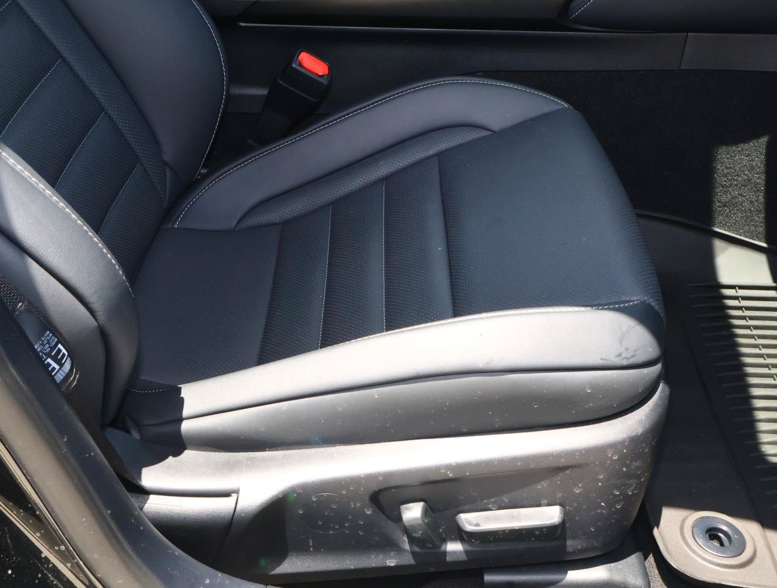 Used 2023 Lexus IS 500 RWD image 19