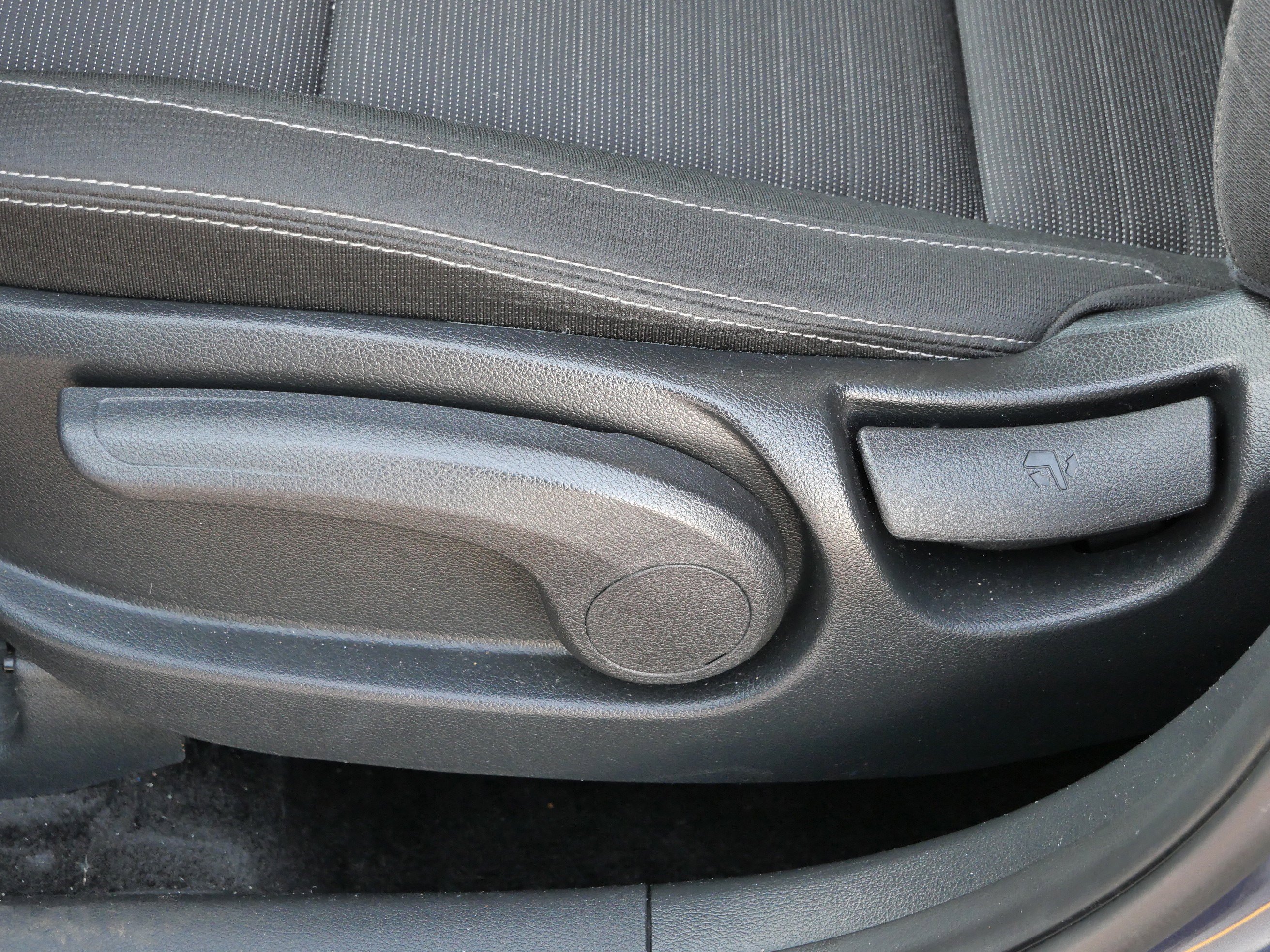 Used 2018 Kia Sportage LX image 20