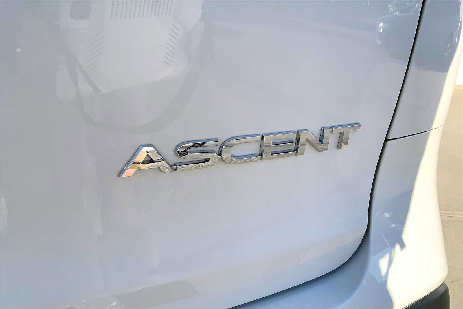 Used 2024 Subaru Ascent Premium w/ Convenience Package AWD/4WD image 10