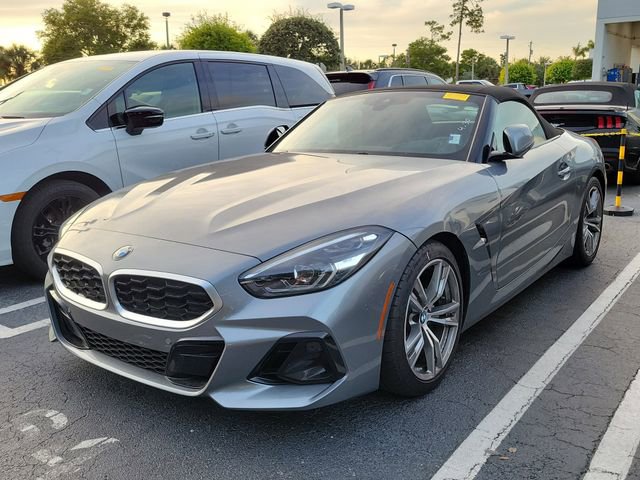 Used 2025 BMW Z4 sDrive30i RWD image 3