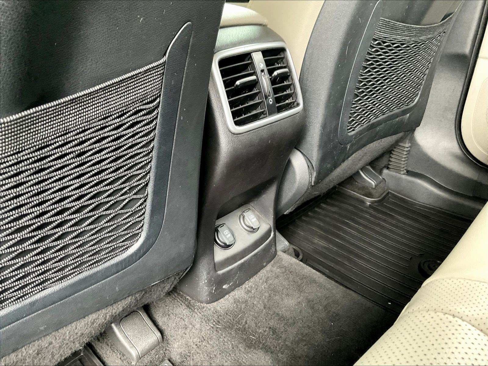 Used 2020 Kia Sportage EX AWD/4WD image 10
