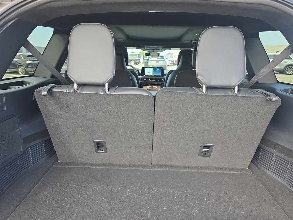 New 2025 Lincoln Aviator Black Label AWD/4WD image 12