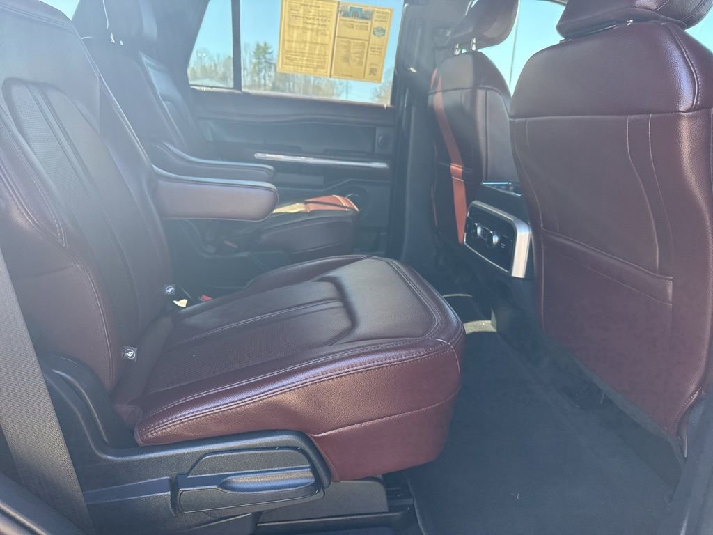 Used 2024 Ford Expedition Limited image 41