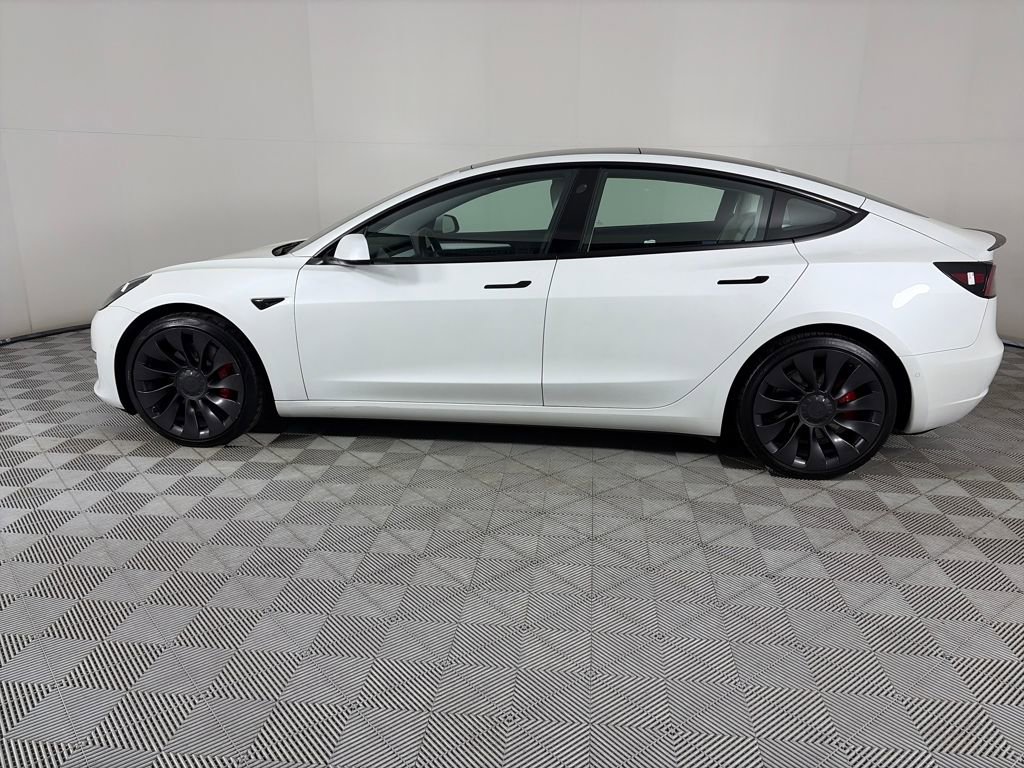 Used 2021 Tesla Model 3 Performance image 4