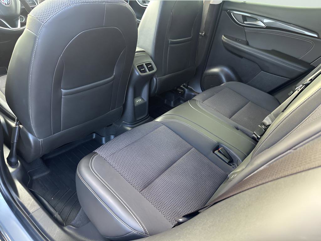 Used 2023 Buick Envision Preferred image 20