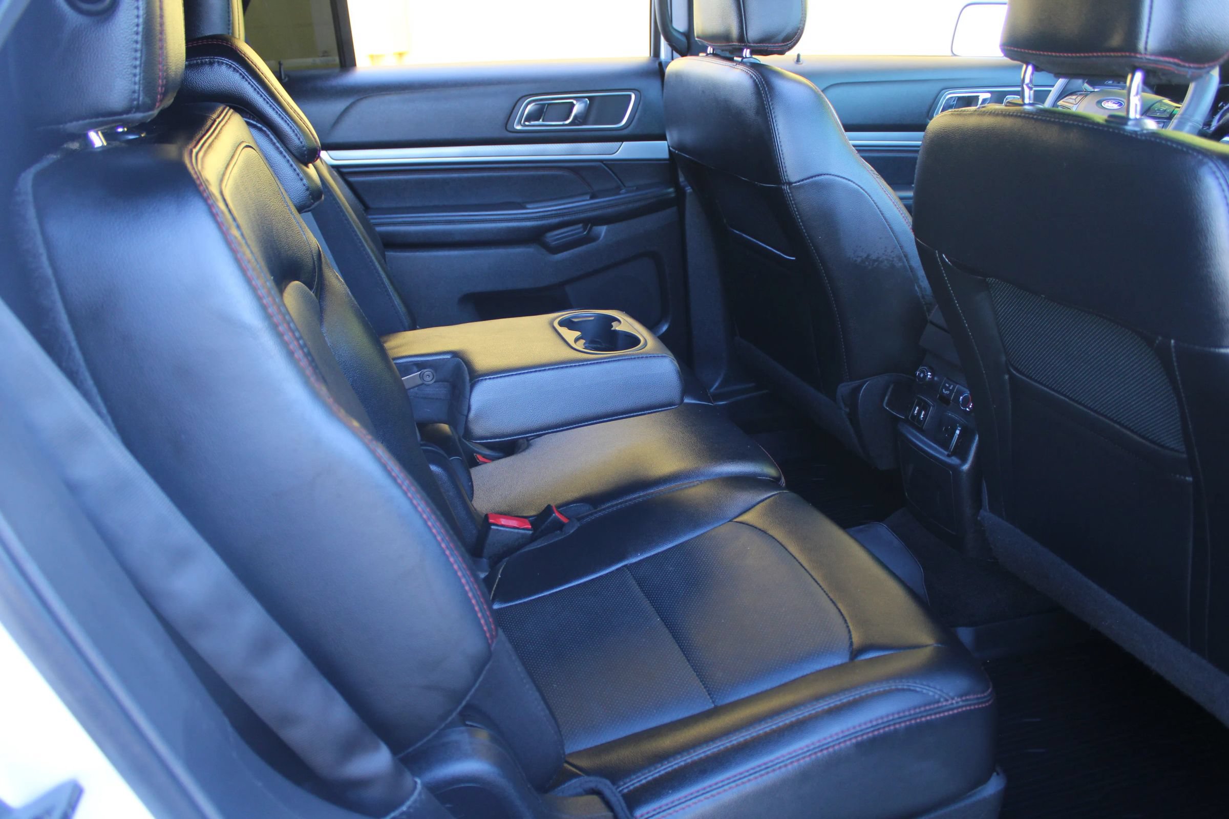 Used 2017 Ford Explorer Sport w/ Equipment Group 401A AWD/4WD image 12
