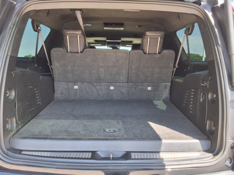 Used 2020 Cadillac Escalade ESV Platinum AWD/4WD image 9