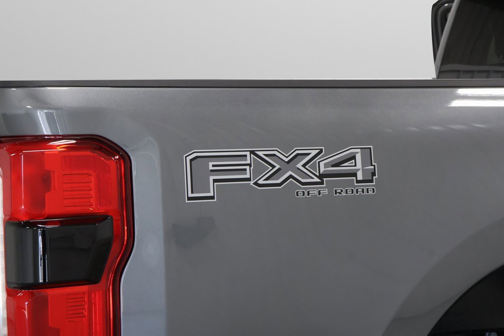 New 2026 Ford F350 Lariat w/ Black Appearance Package image 35