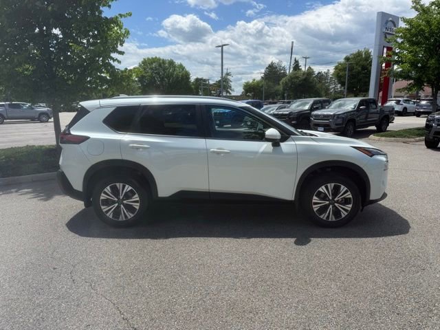 Certified 2023 Nissan Rogue SV w/ SV Premium B Package AWD/4WD image 4